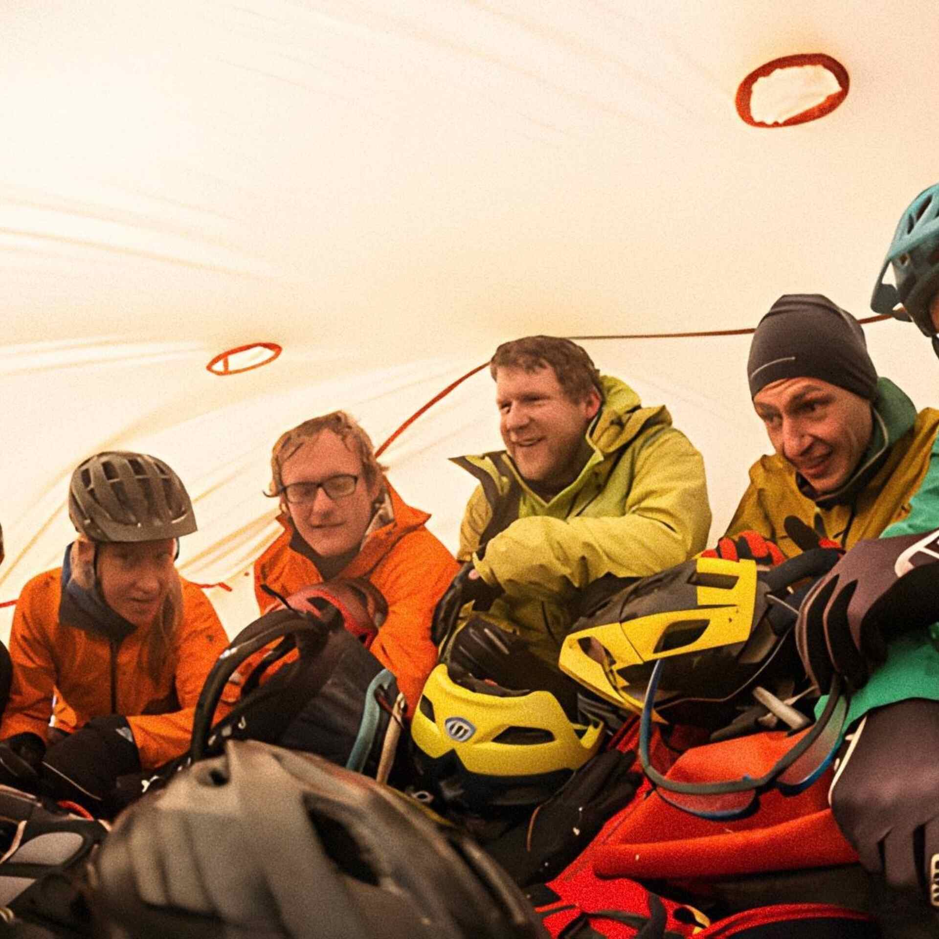 Thinkwinter emergency shelter web credit Ross Bell new