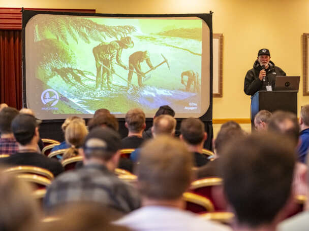 DM Bin S Conference Day Glen Jacobs